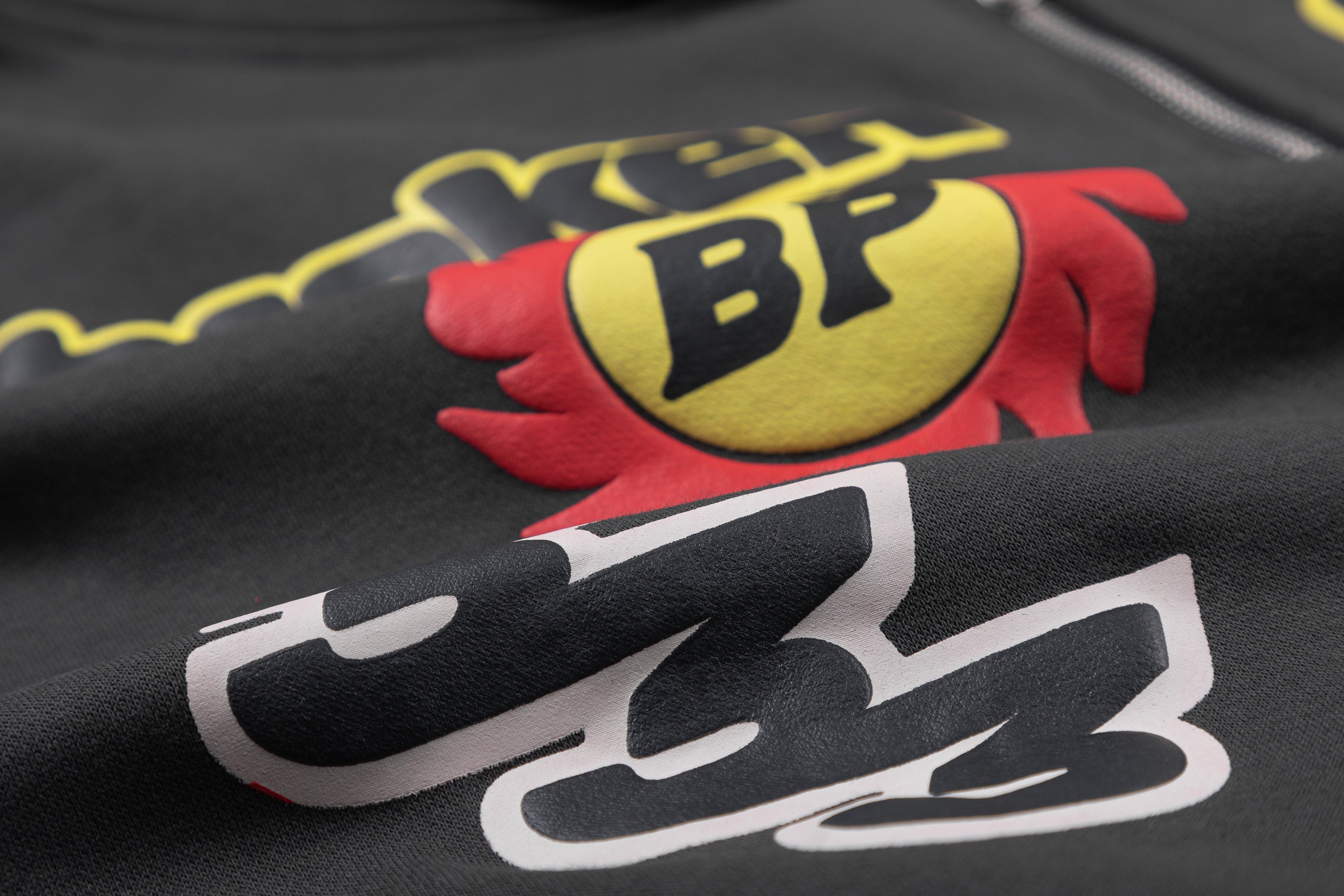 Moletom Broken Planet