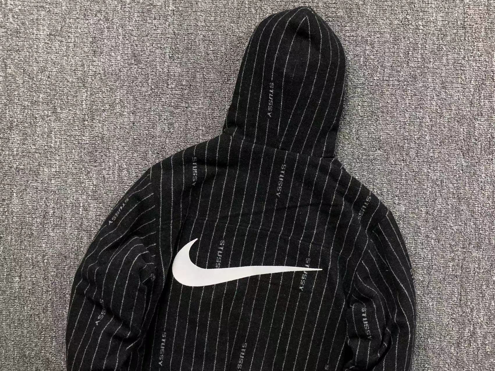 Jaqueta Stussy x Nike