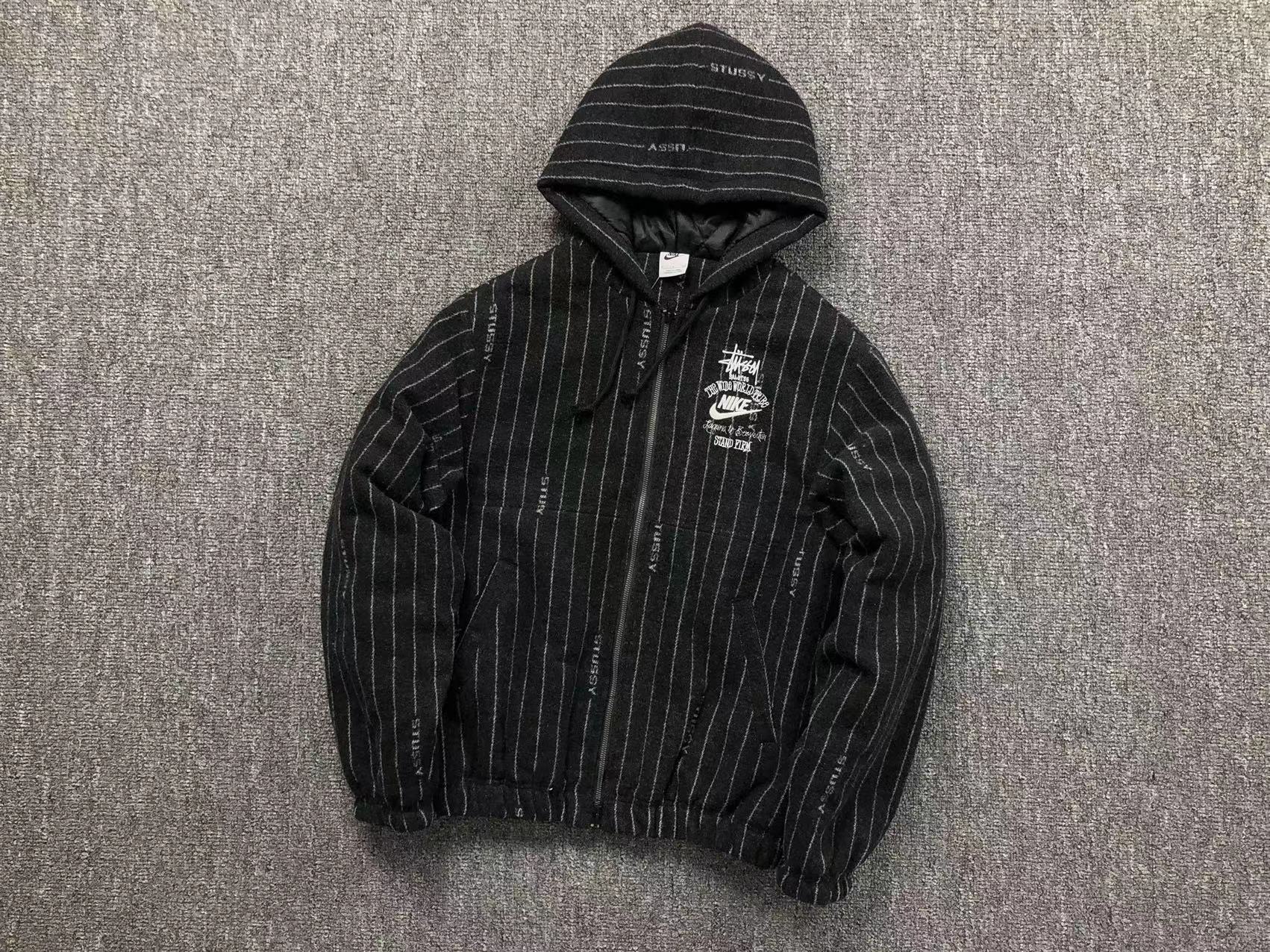 Jaqueta Stussy x Nike