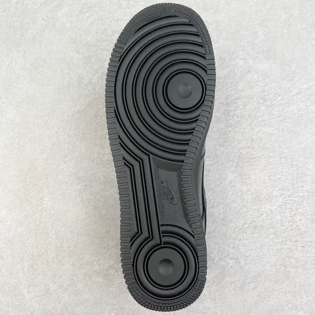 Nike Air Force 1 "07 "Black"