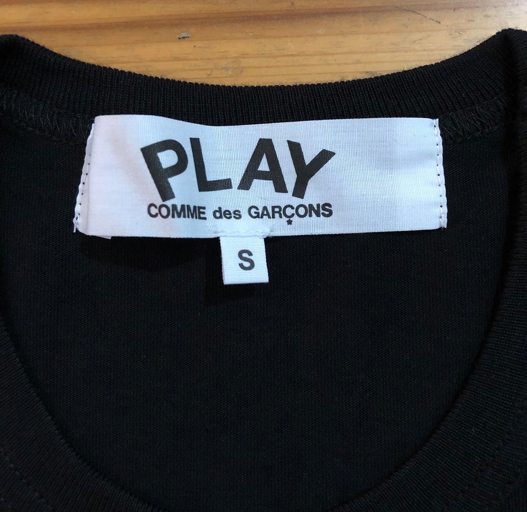 Camiseta Comme Des Garçons "Double Heart"