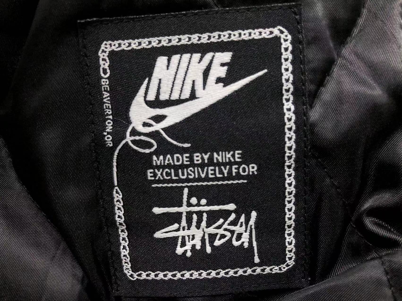 Jaqueta Stussy x Nike