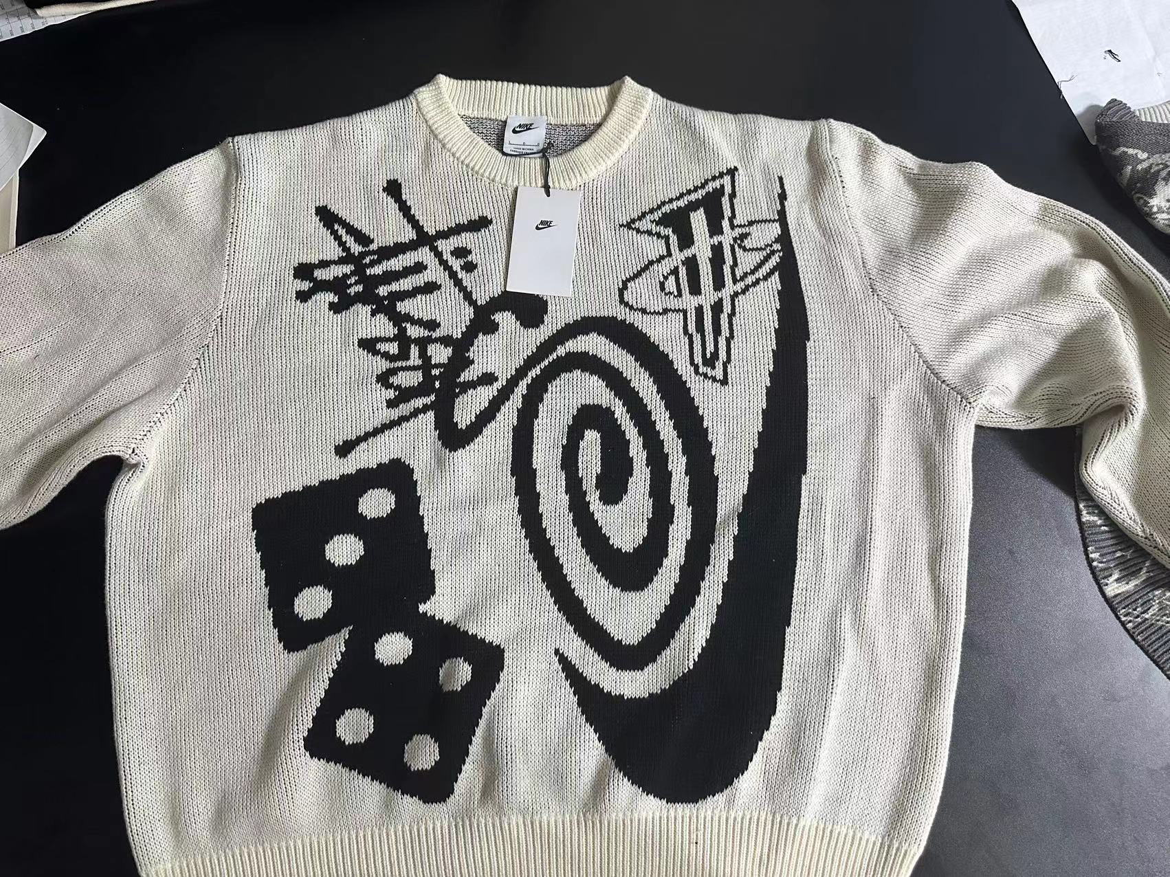 Suéter Nike x Stussy