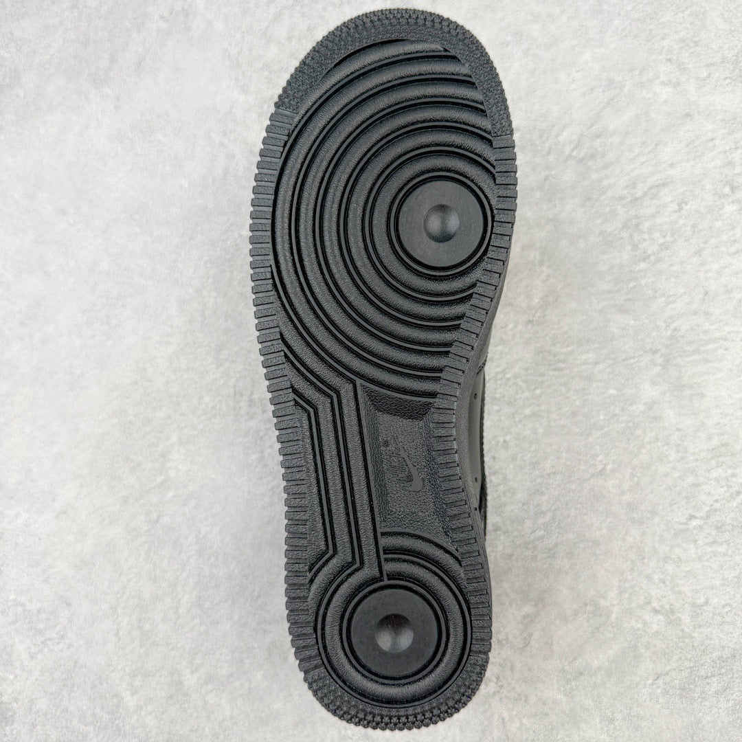 Supreme x Nike Air Force 1 Low "Black"