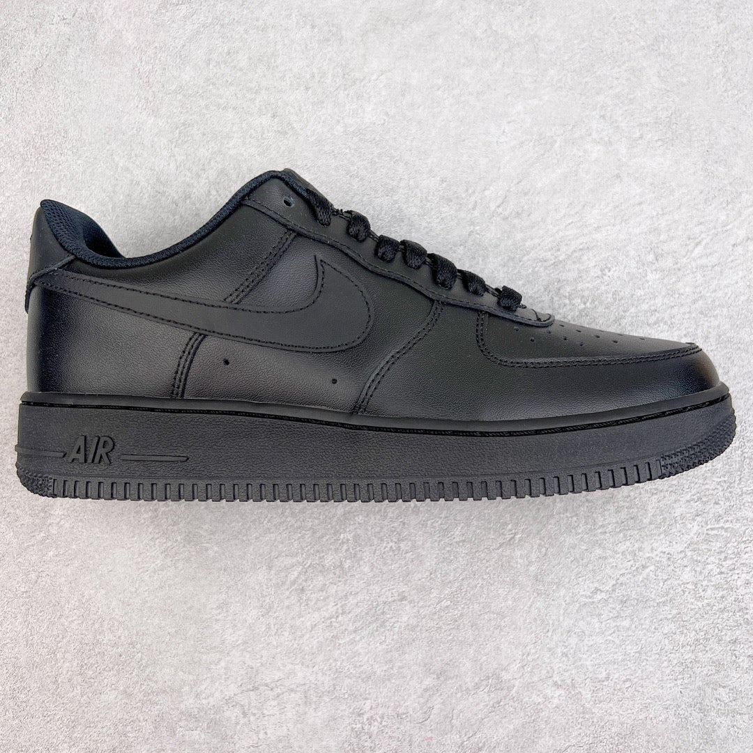 Nike Air Force 1 "07 "Black"